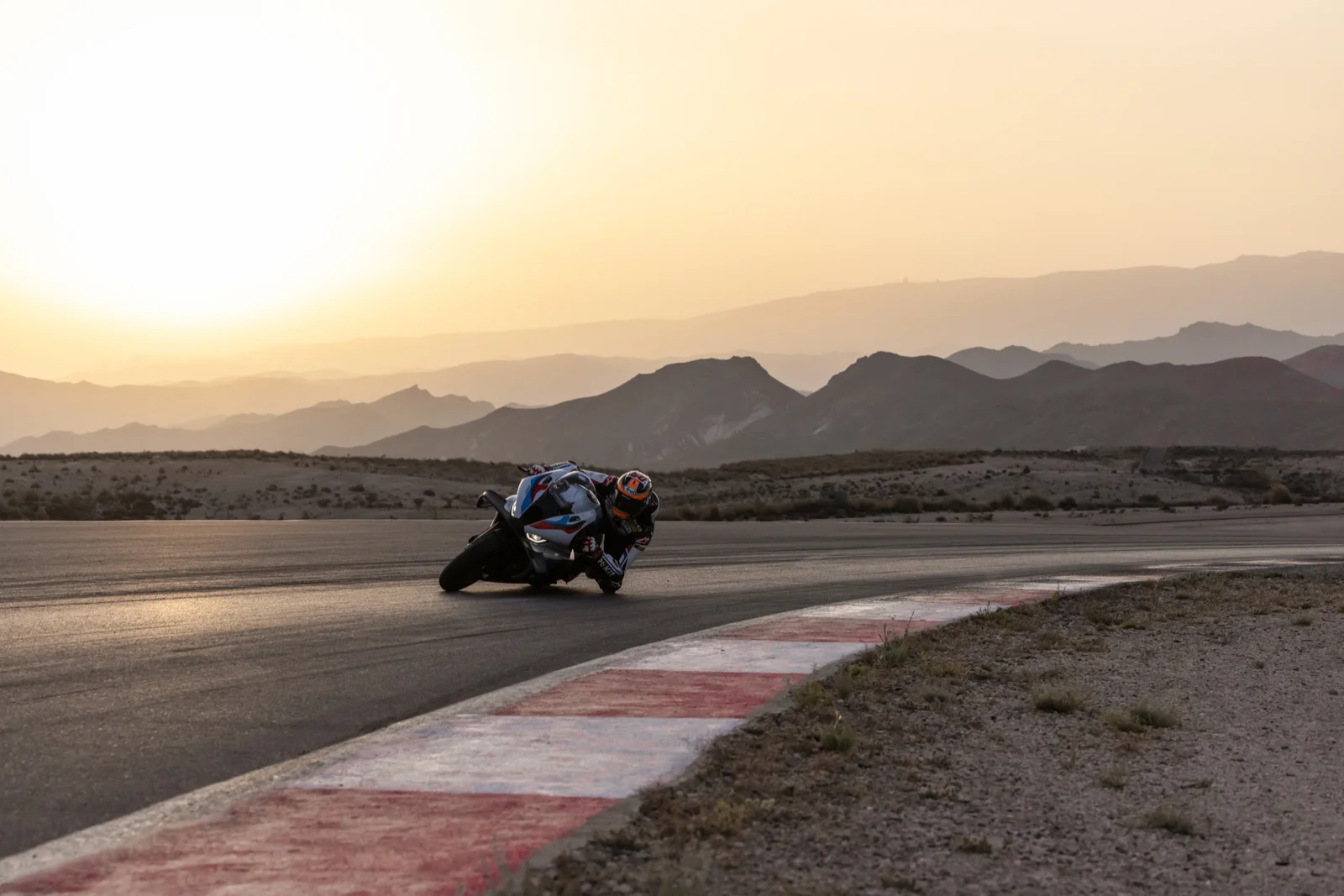 M 1000 RR — foto 6