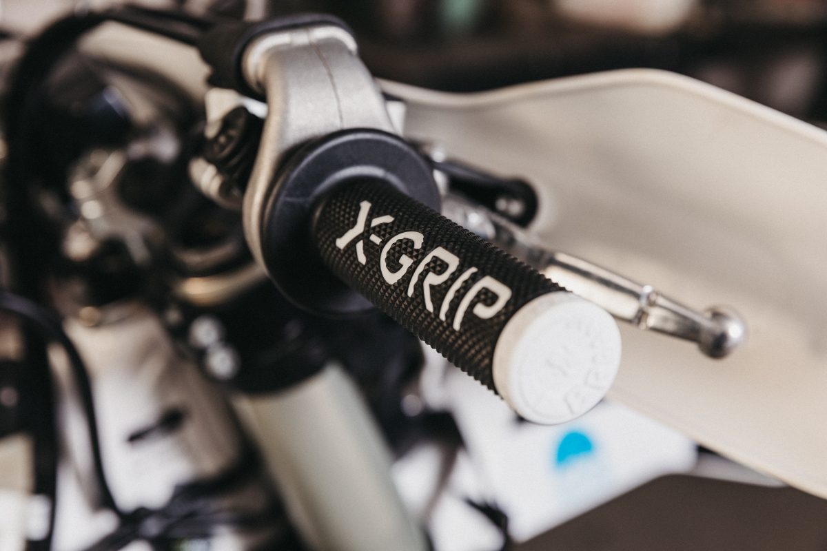 BRAAAAP GRIPS LOCK-ON BLACK-WHITE foto 2