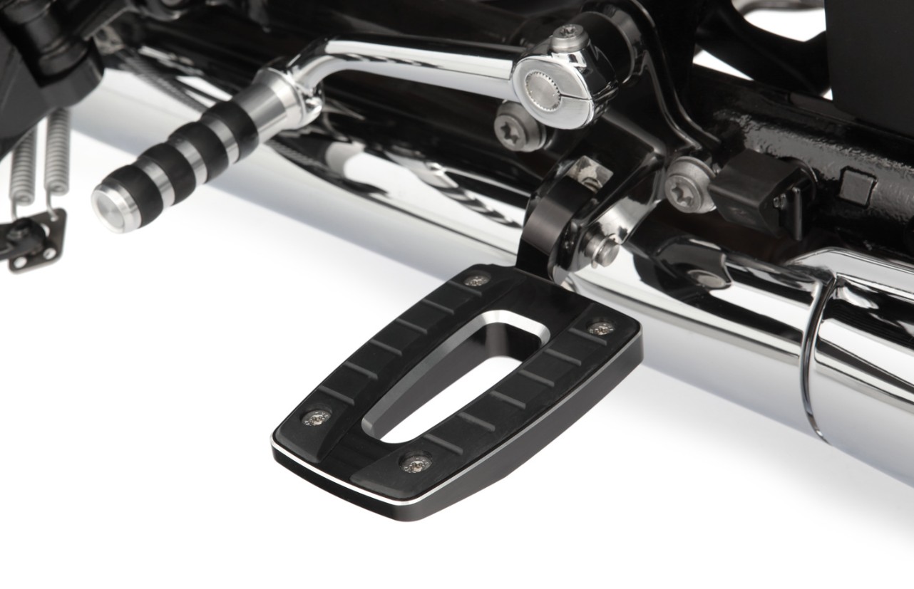 Wunderlich R18 Lage voetensteun set ERGO-COMFORT - voor modellen zonder treeplank - zwart of chroom foto 2