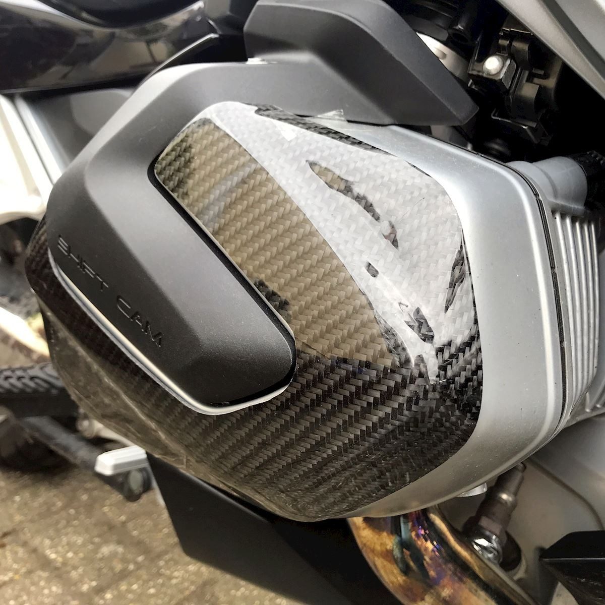 ENGINE CASE SLIDER, CARBON, RHS