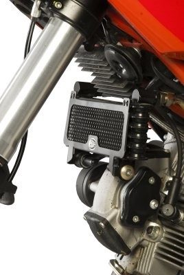 OIL COOLER GUARD, BLACK foto 2