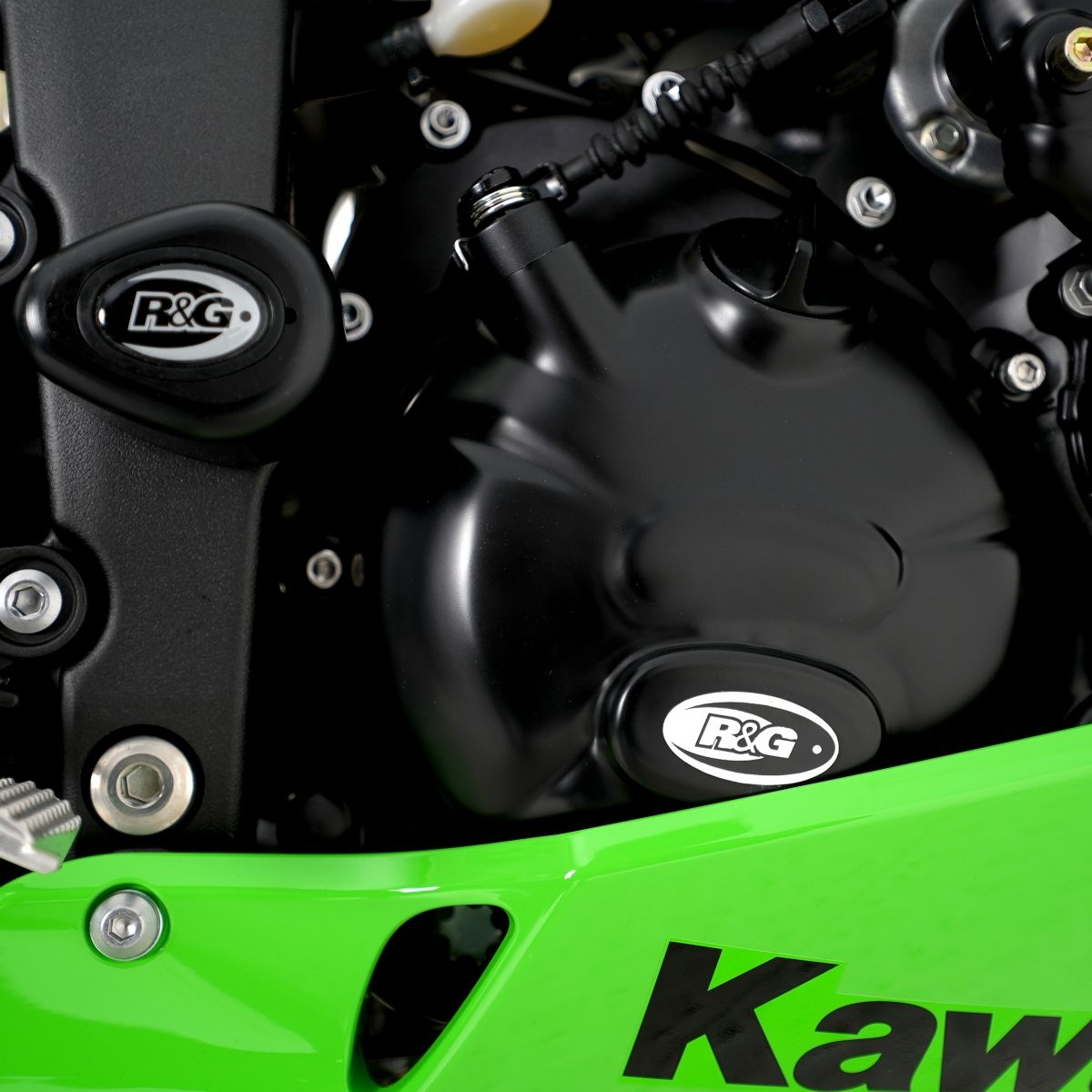 ENGINE COVER, CLUTCH, RHS