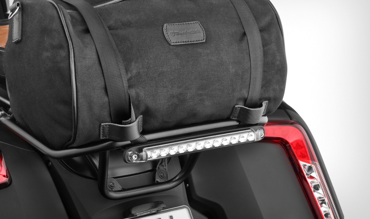 Wunderlich achterlicht inclusief remlicht voor bagagerek K 1600 B foto 2