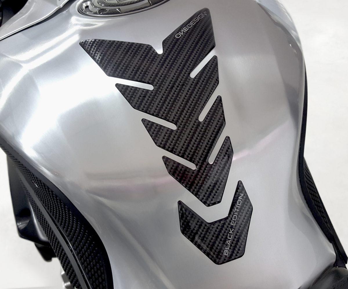 TANKPAD BLACK EDITION NEW CARBON LOOK