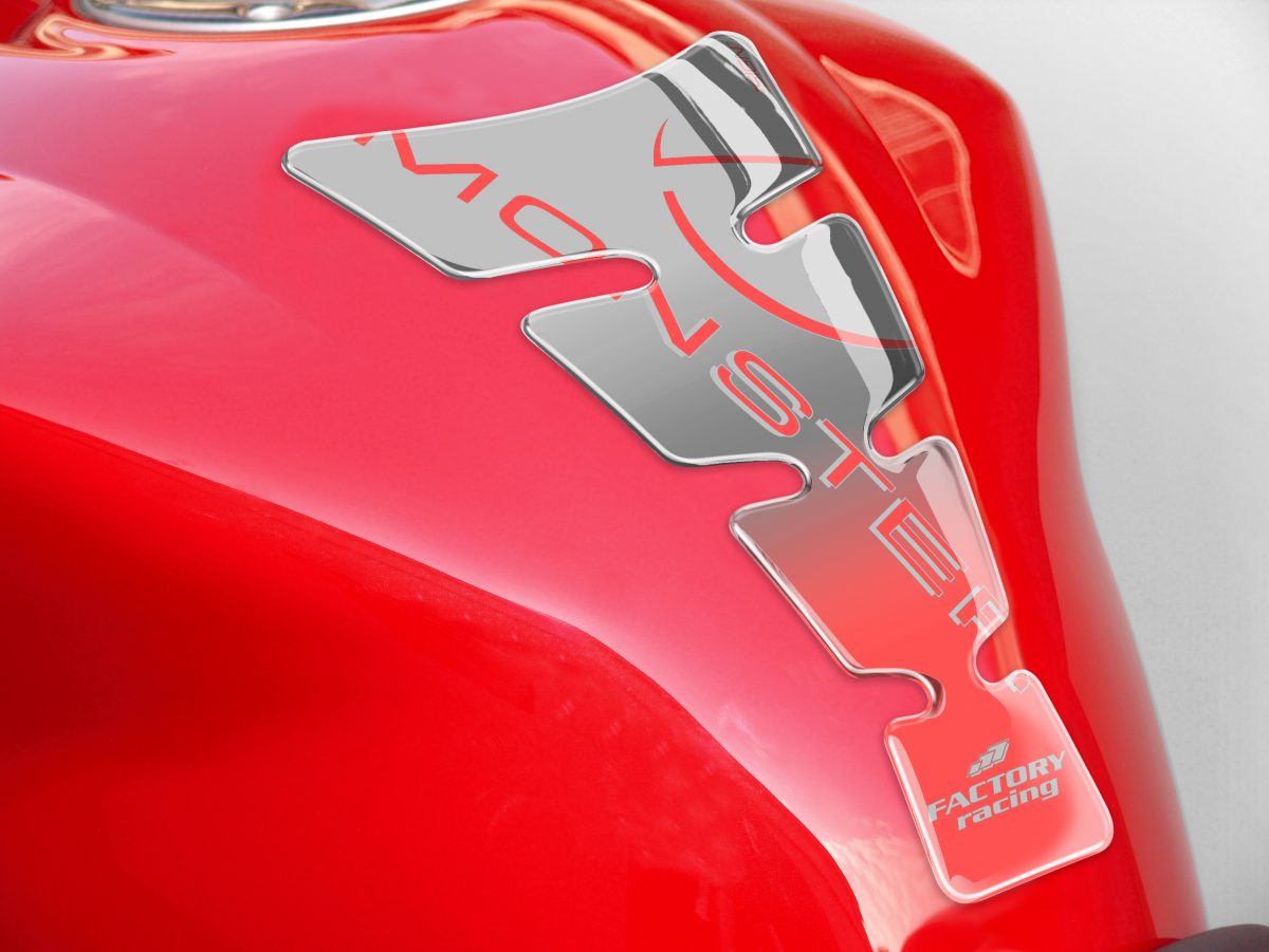 TANK SPIRIT SHAPE LOGO MONSTER SILVER ON CLR
