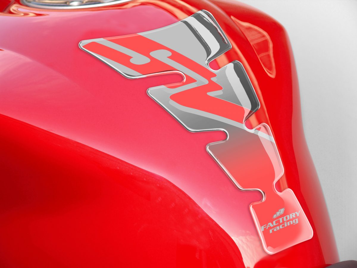TANKPAD SPIRIT SHAPE LOGO SV SILVER ON CLEAR