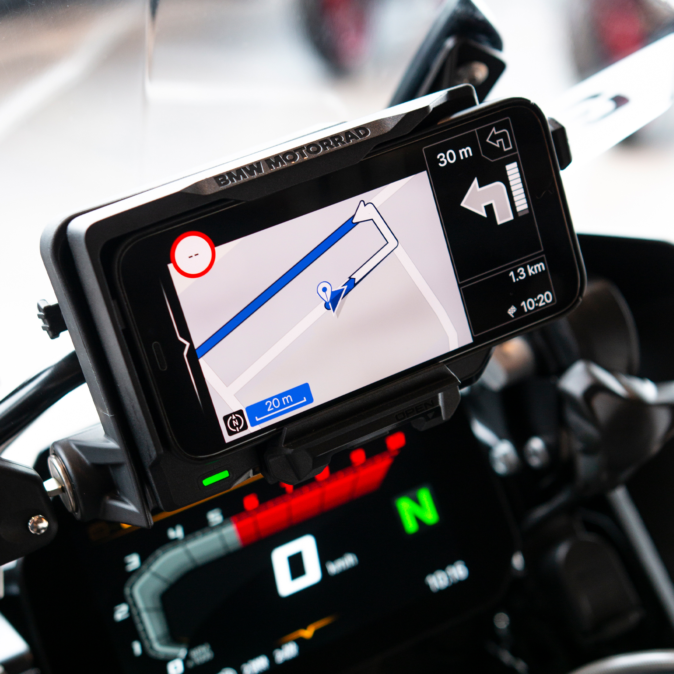 BMW ConnectedRide Cradle foto 4