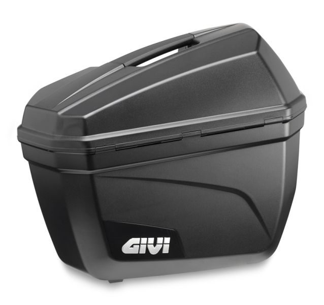 E22N-PAIR OF PANNIERS