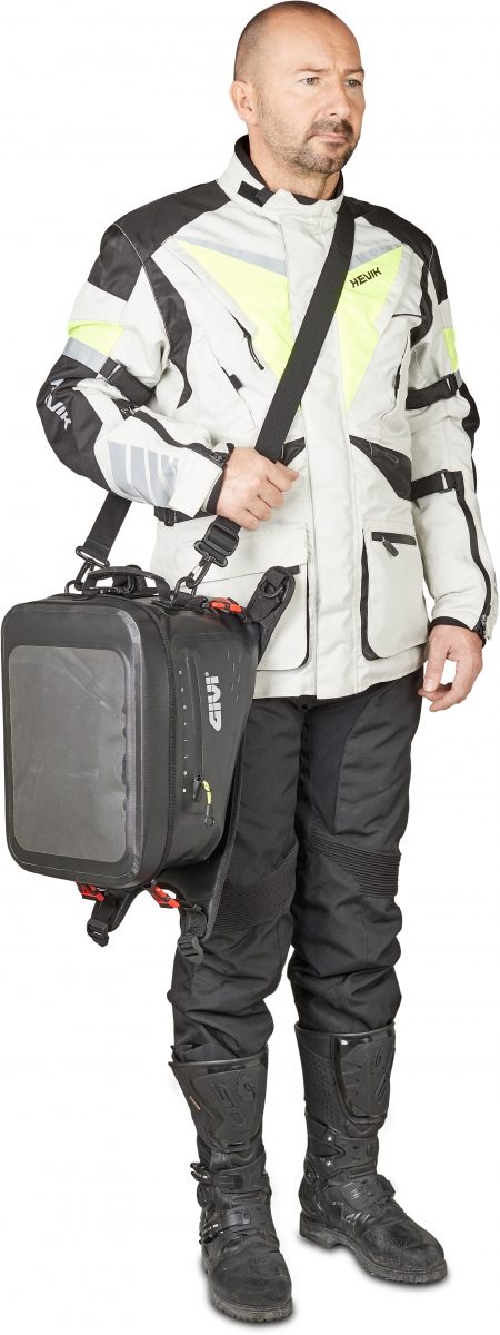 GRT715-WATERPROOF TANK BAG 20 LTR. BLACK foto 2