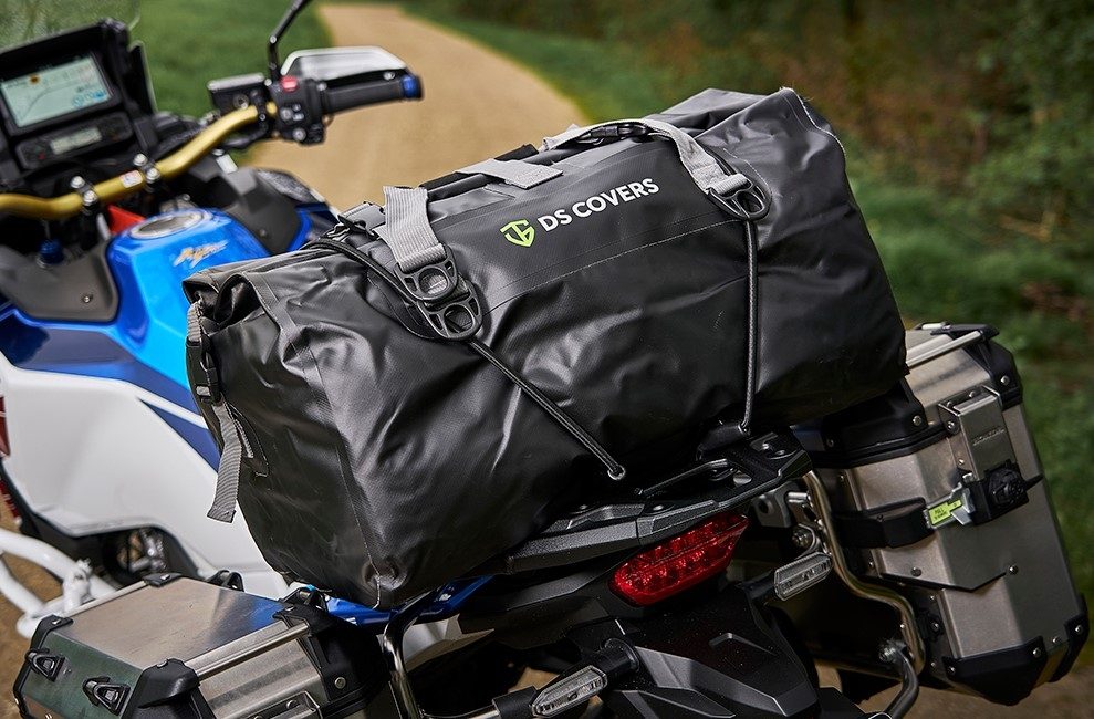 TRAVEL BAG 60L 55x32x52 (IP X5)