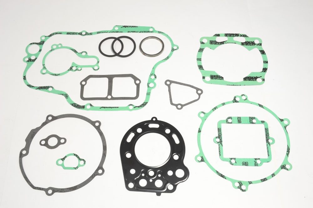 COMPLETE GASKET KIT (OIL SEAL NOT INCLUDED)