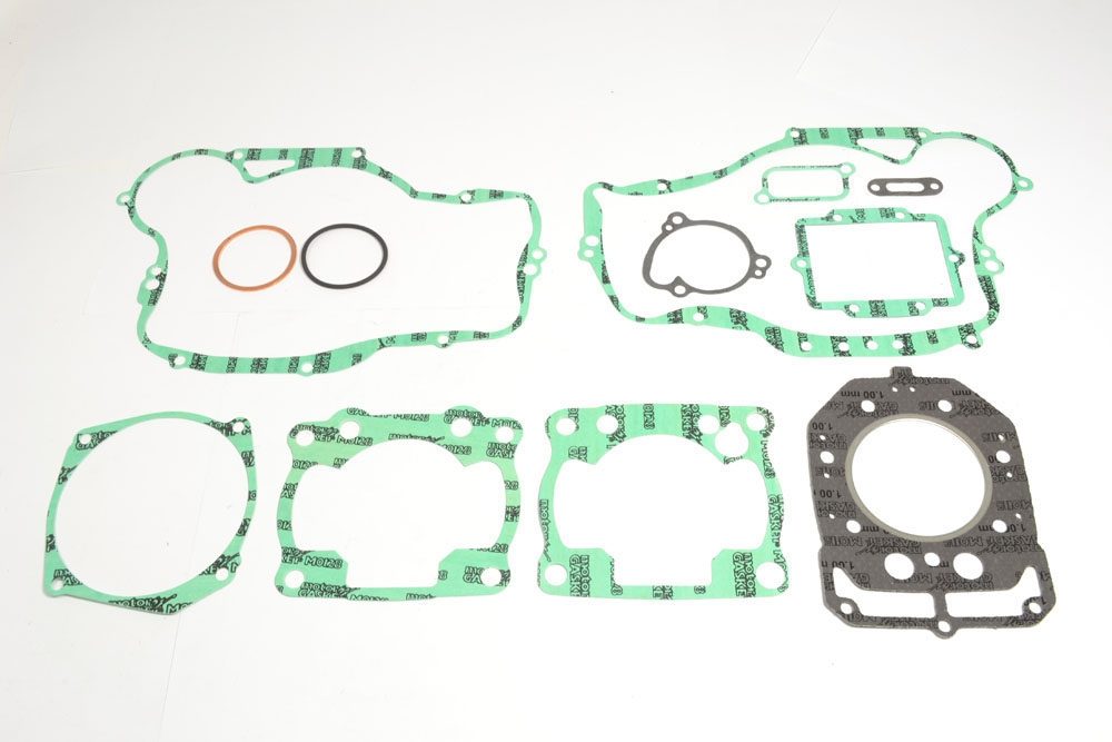 COMPLETE GASKET KIT (OIL SEAL NOT INCLUDED)