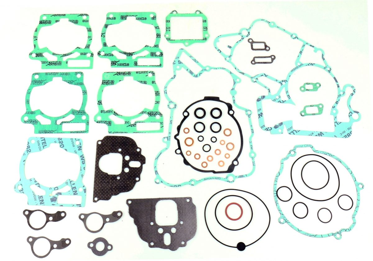 COMPLETE GASKET KIT (OIL SEAL NOT INCLUDED)