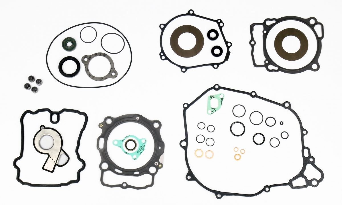 COMPLETE GASKET KIT (OIL SEAL INCLUDED)