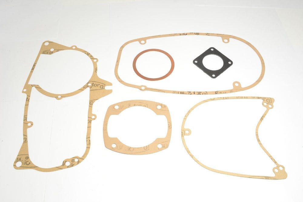 COMPLETE GASKET KIT (OIL SEAL NOT INCLUDED)