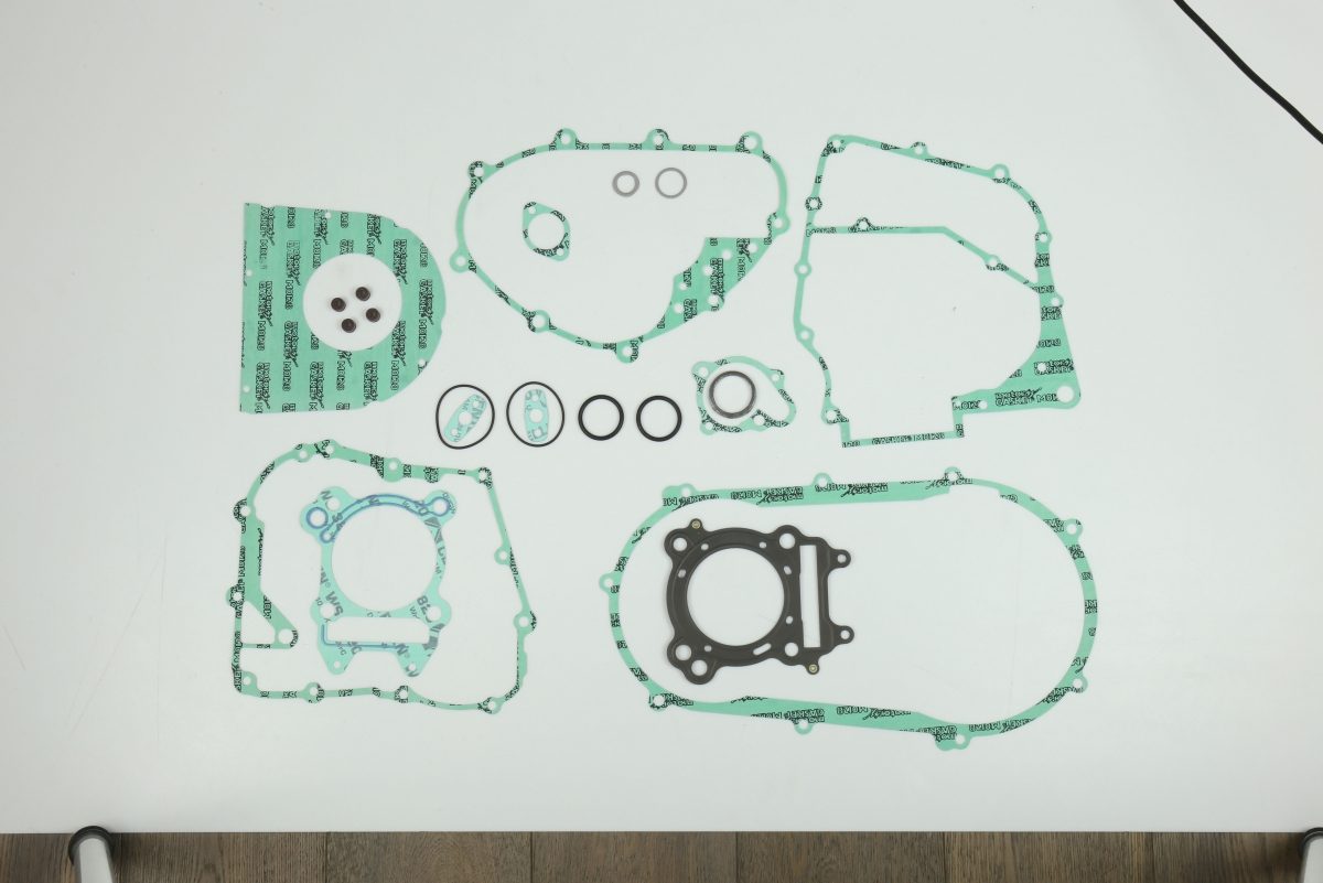 ENGINE GASKET KIT (VALVE COVER NOT INCL.) foto 2