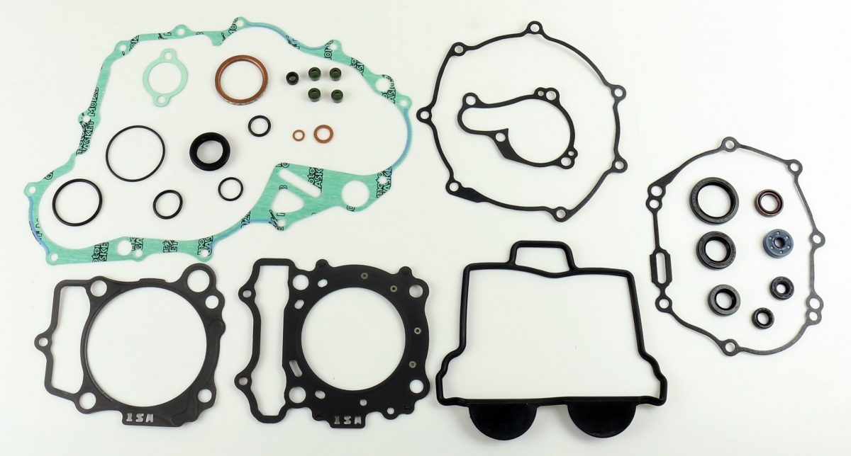 COMPLETE GASKET KIT (OIL SEAL INCLUDED)