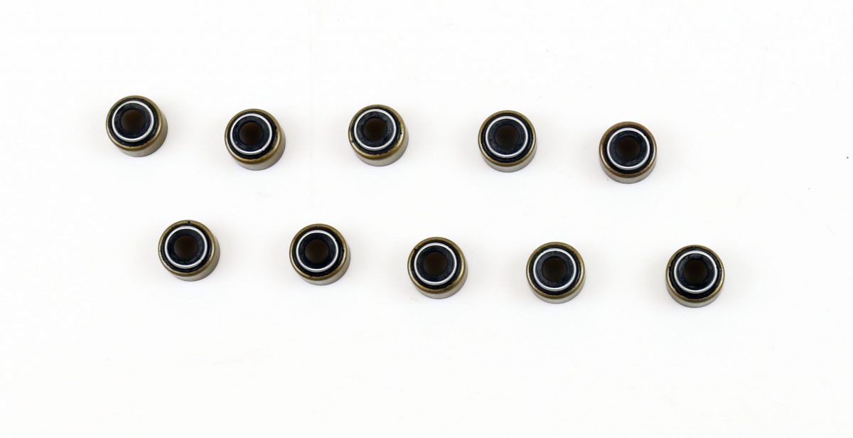 ENGINE OIL SEAL KITS