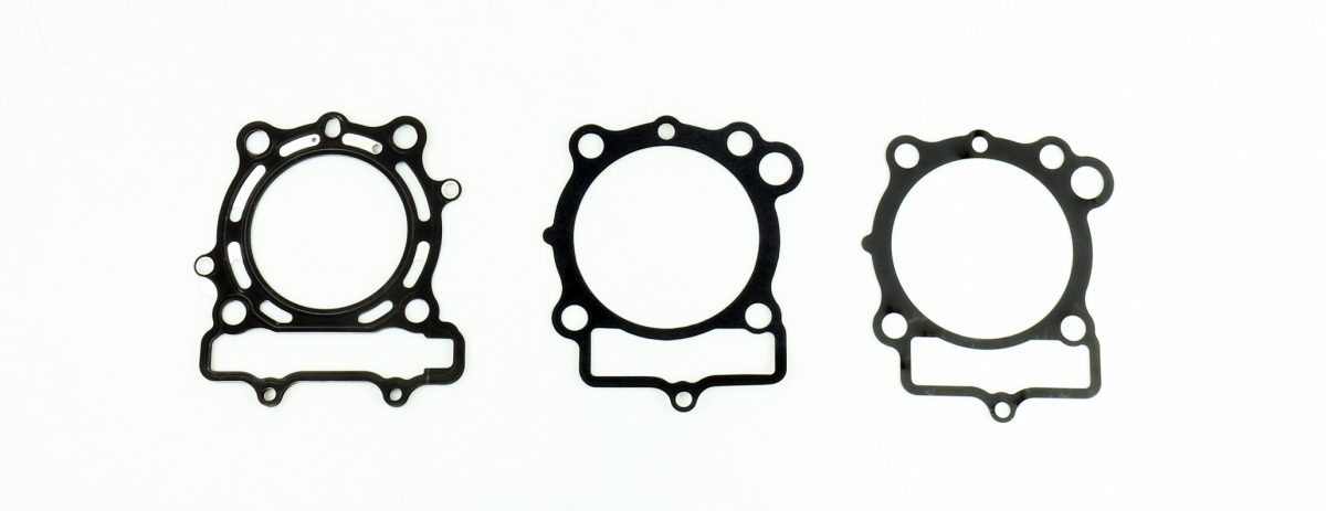 CYL. HEAD GASKET KIT AND 2 BASE GASKETS