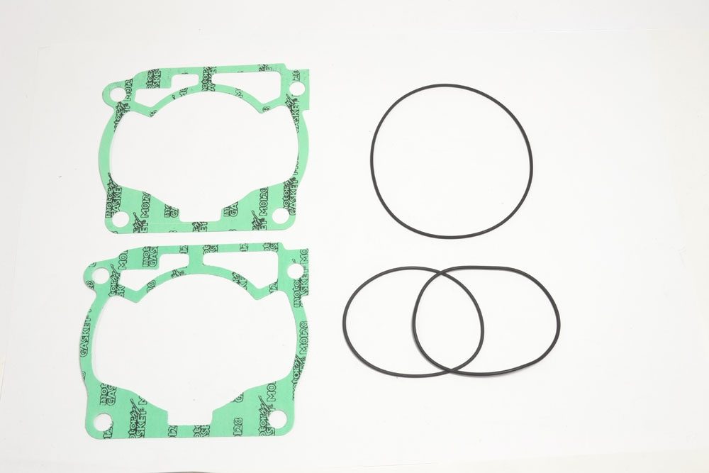 CYL. HEAD GASKET KIT AND 2 BASE GASKETS