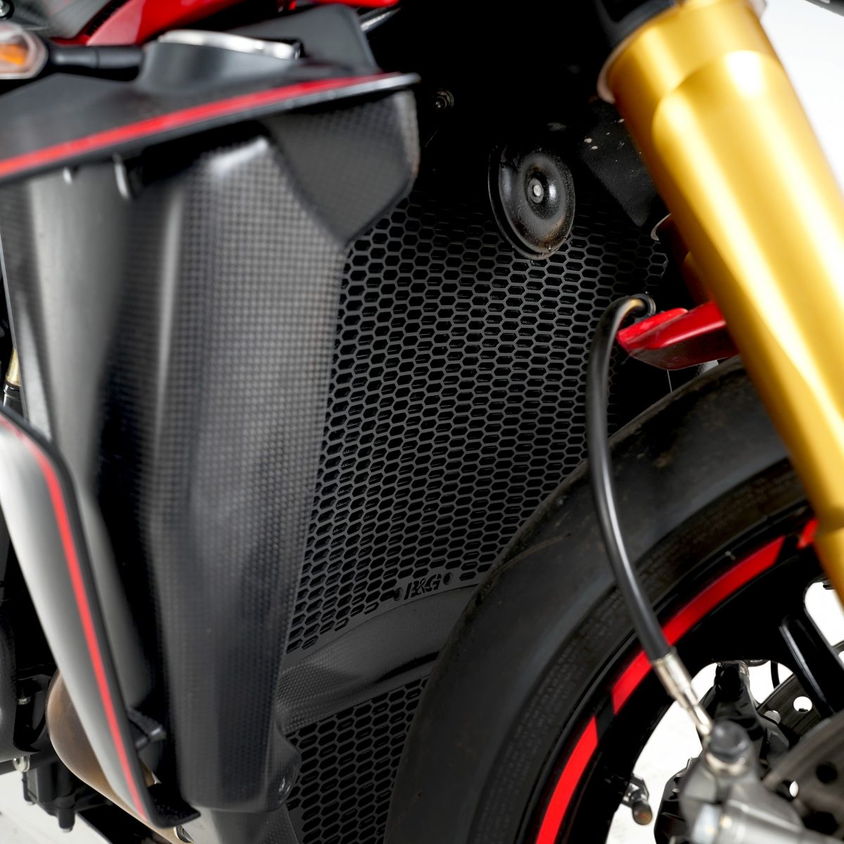 PRO RADIATOR GUARD BLACK
